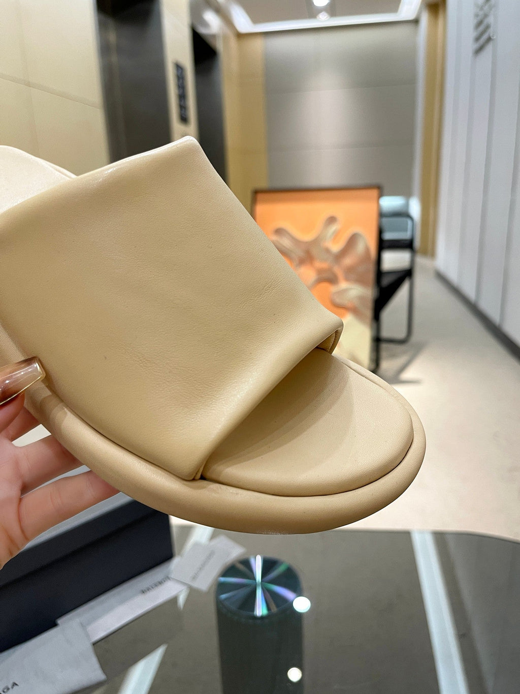 WEDGE SANDALS IN BEIGE SOFT LAMBSKIN