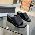 WEDGE SANDALS IN BLACK SOFT LAMBSKIN