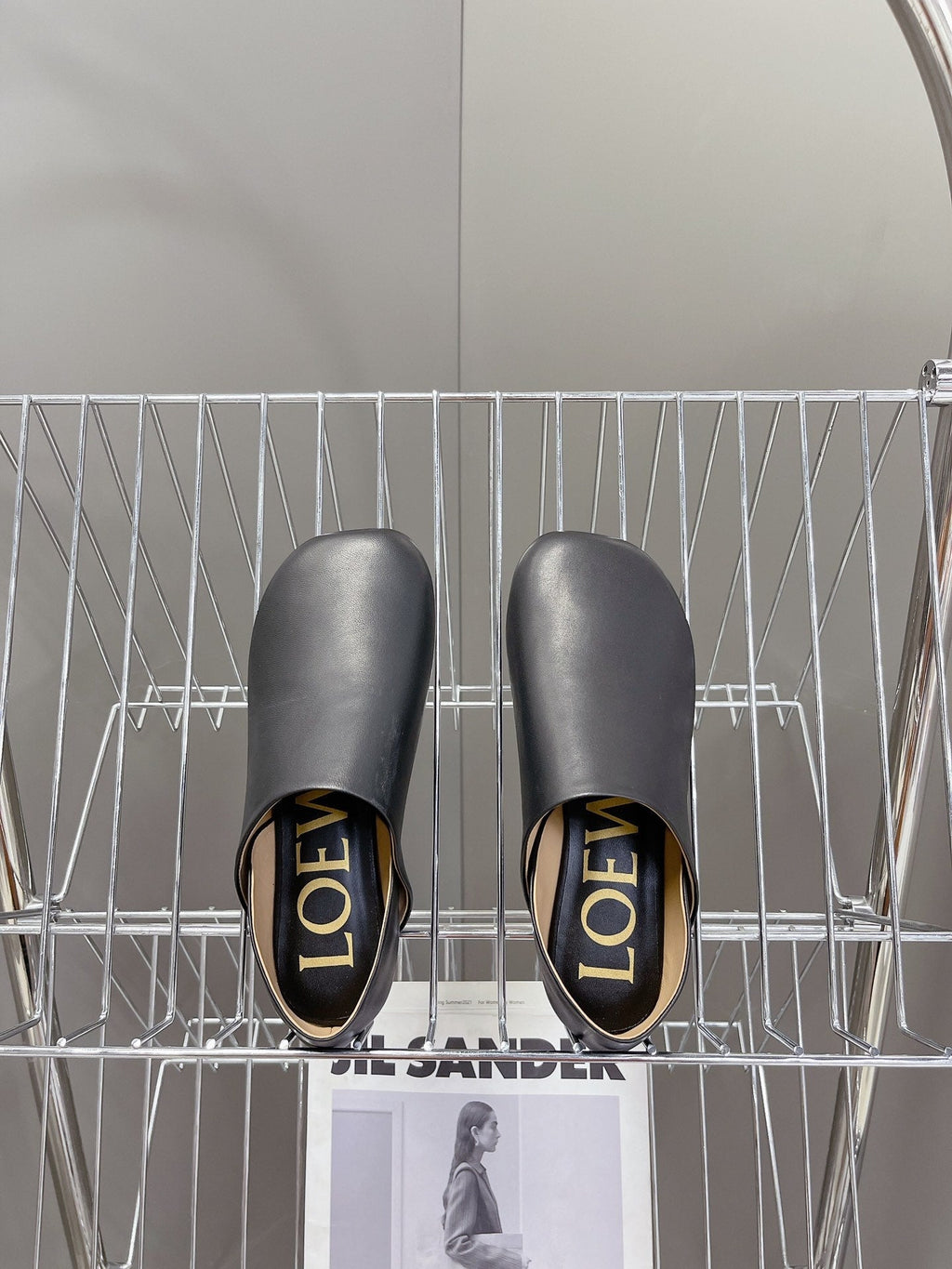 LW TOY SLIPPER BLACK CALFSKIN