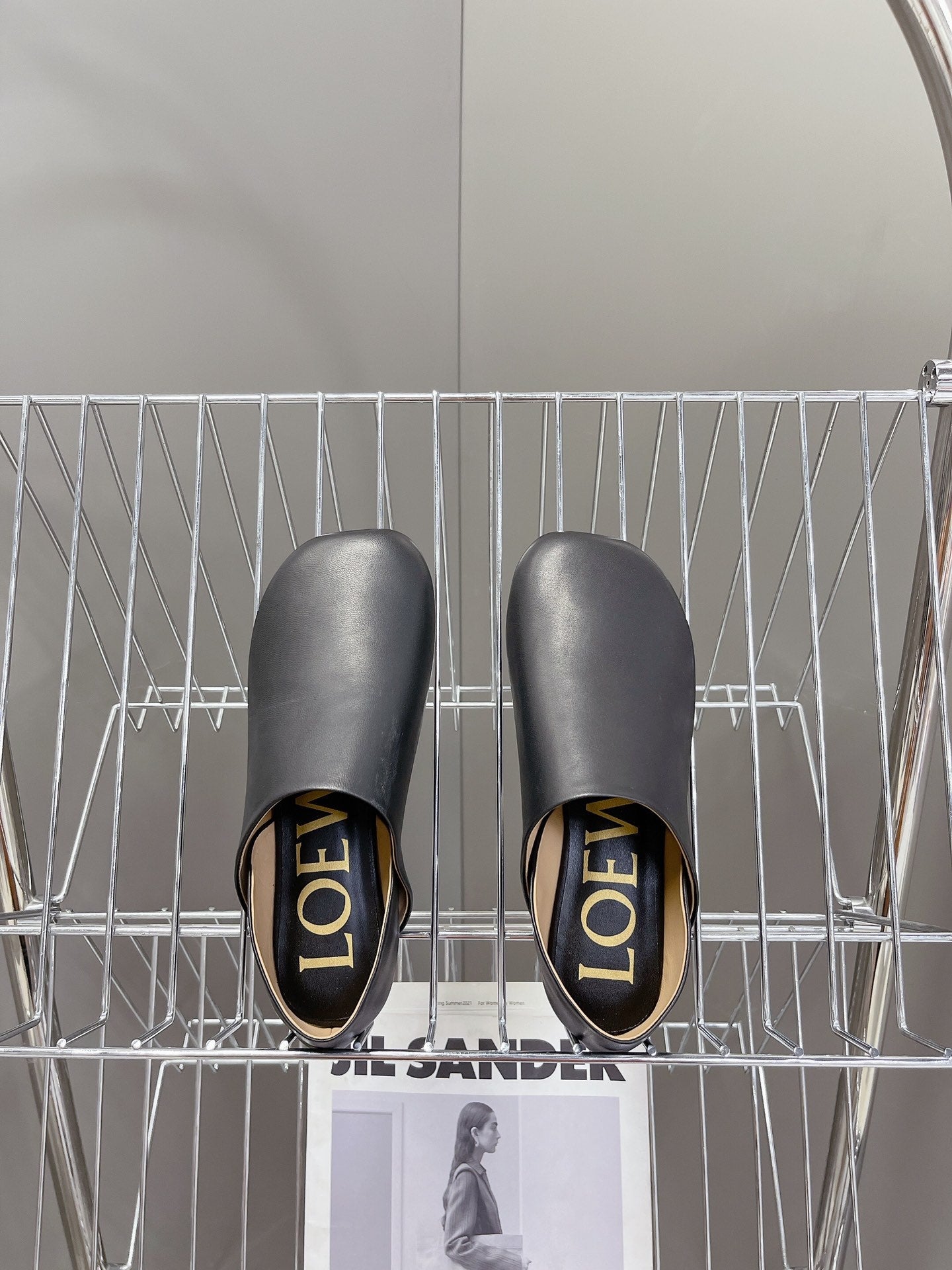 LW TOY SLIPPER BLACK CALFSKIN