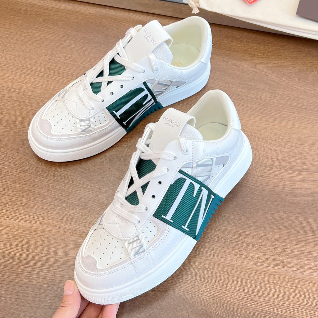 VL7N LOW-TOP WHITE CALFSKIN AND PINE GREEN FABRIC SNEAKER WITH BANDS
