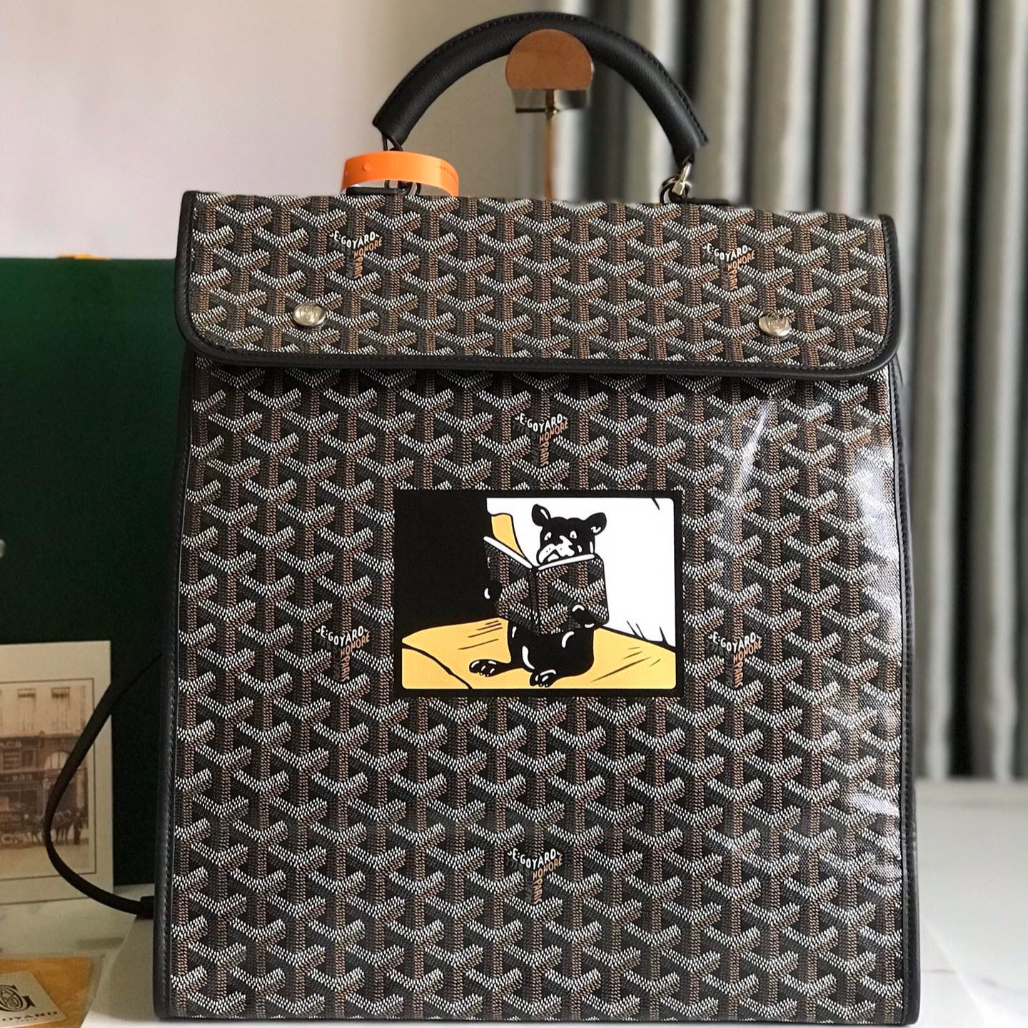 SAINT LÉGER BACKPACK 35 IN BROWN MIX BALCK GOYARDINE CANVAS AND CALFSKIN WITH CARTOON PATCH