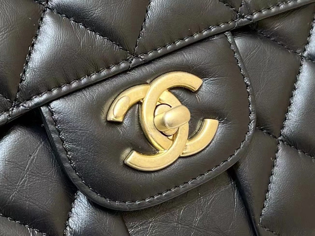 25S CHANEL MEDIUM FLAP BAG 25 IN BLACK CALFSKIN GOLD HARDWARE