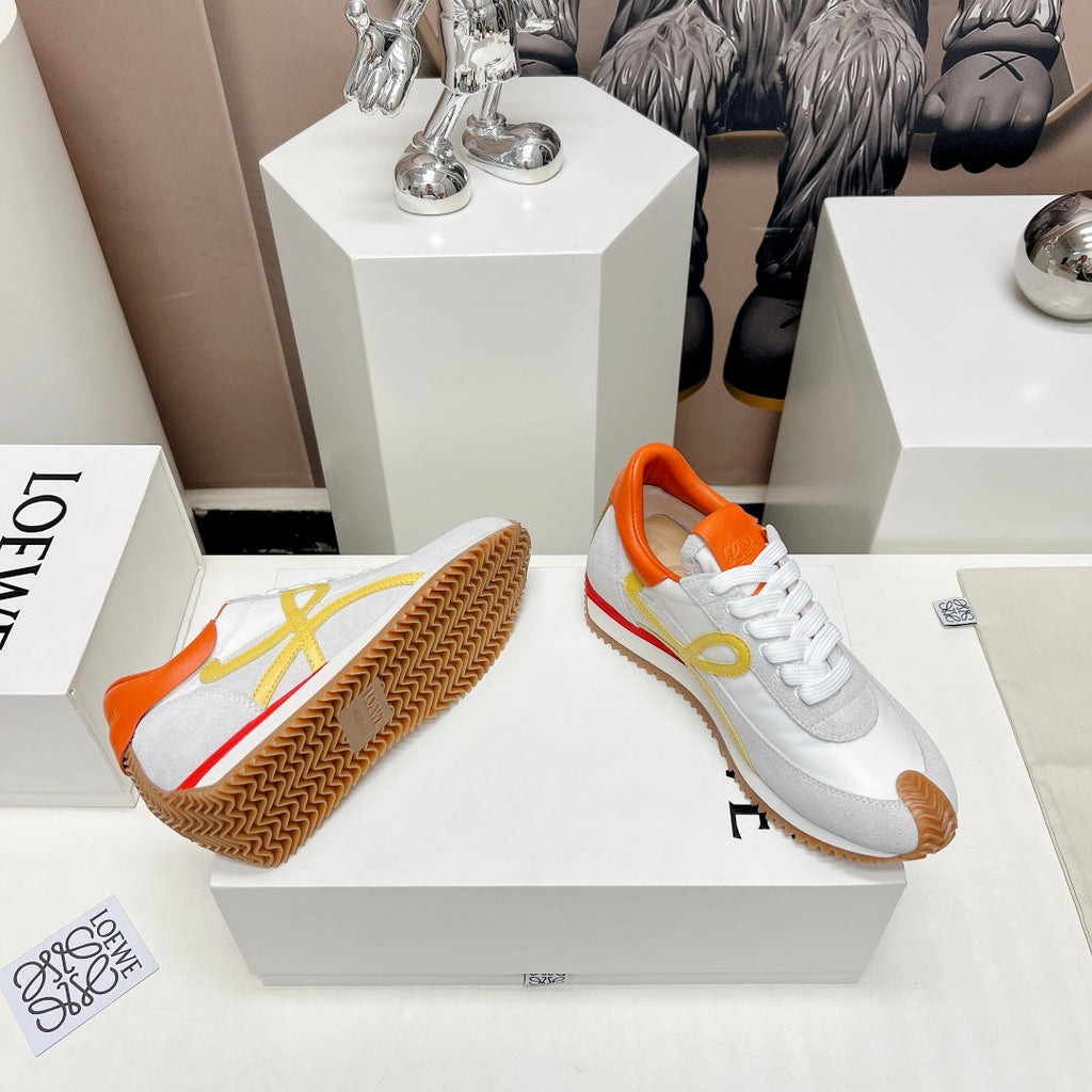 FLOW RUNNER SNEAKER IN PALE GRAY MIX VIVID ORANGE SUEDE AND SHEEPSKIN