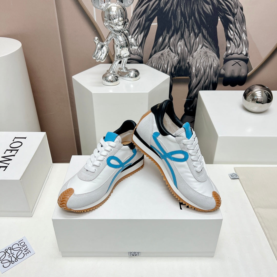 FLOW RUNNER SNEAKER IN PALE GRAY MIX BLUE SUEDE AND SHEEPSKIN