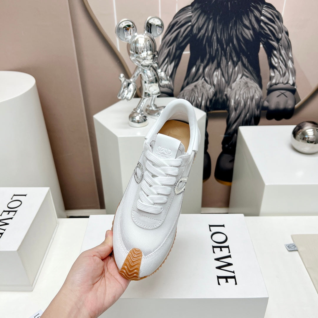 FLOW RUNNER SNEAKER IN WHITE IVORY SUEDE AND SHEEPSKIN