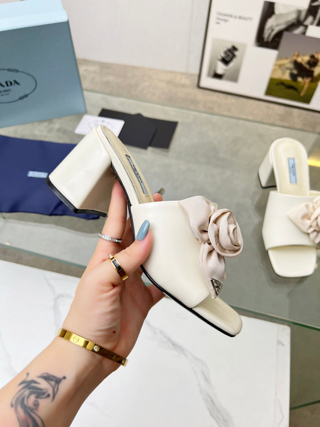 PRA FLOWER BLOCK HEELS 75 IVORY CALFSKIN