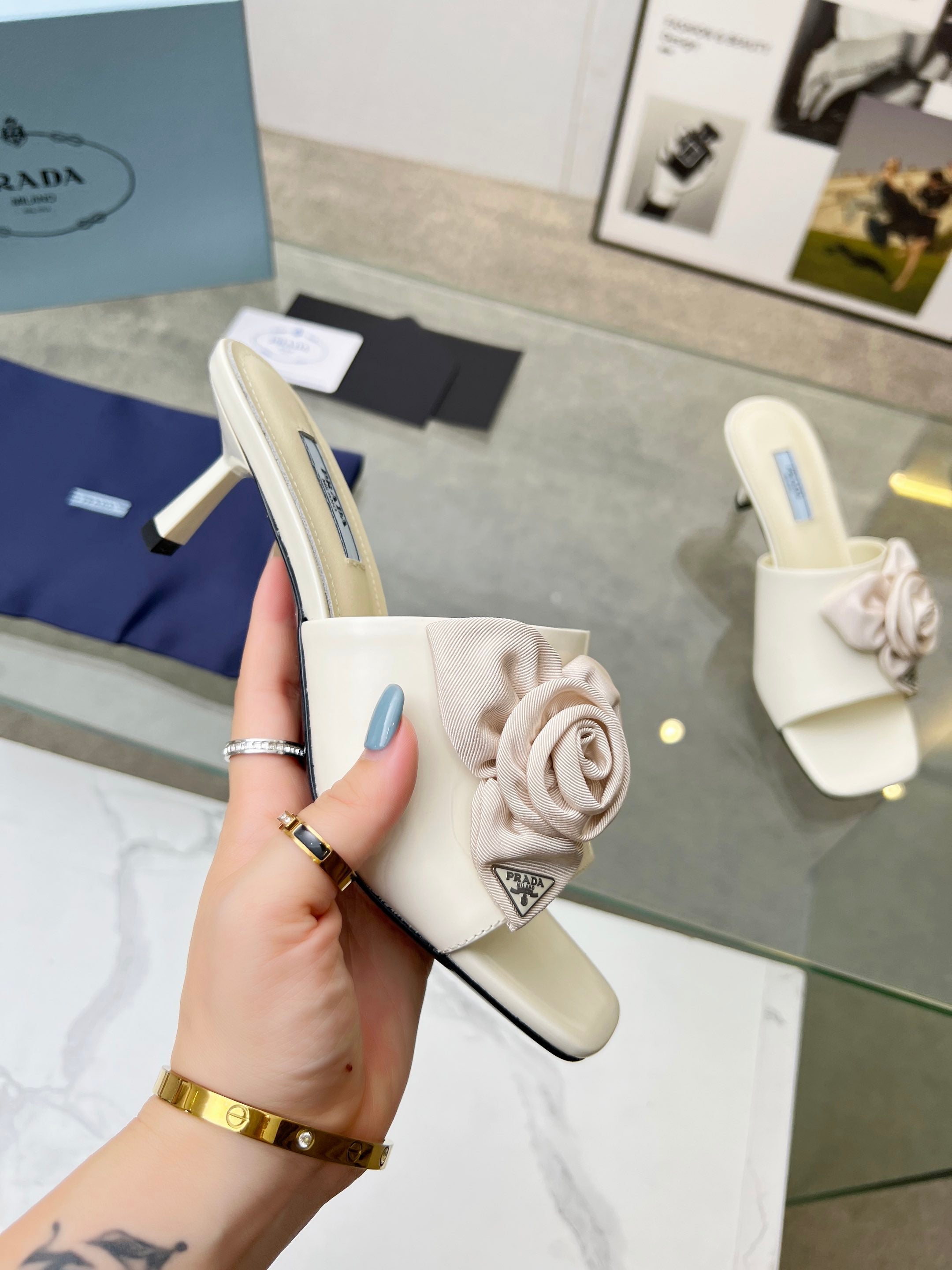 PRA FLOWER POINTED HEELS 55 IVORY CALFSKIN