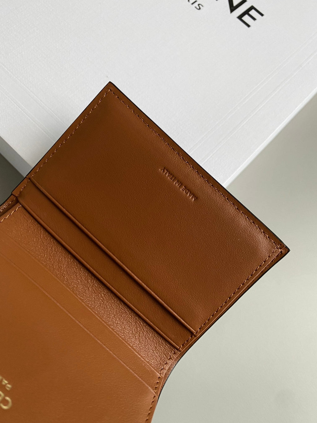 TRIOMPHE 9 WALLET TWO-IN-ONE OLD FLOWER BROWN CALFSKIN