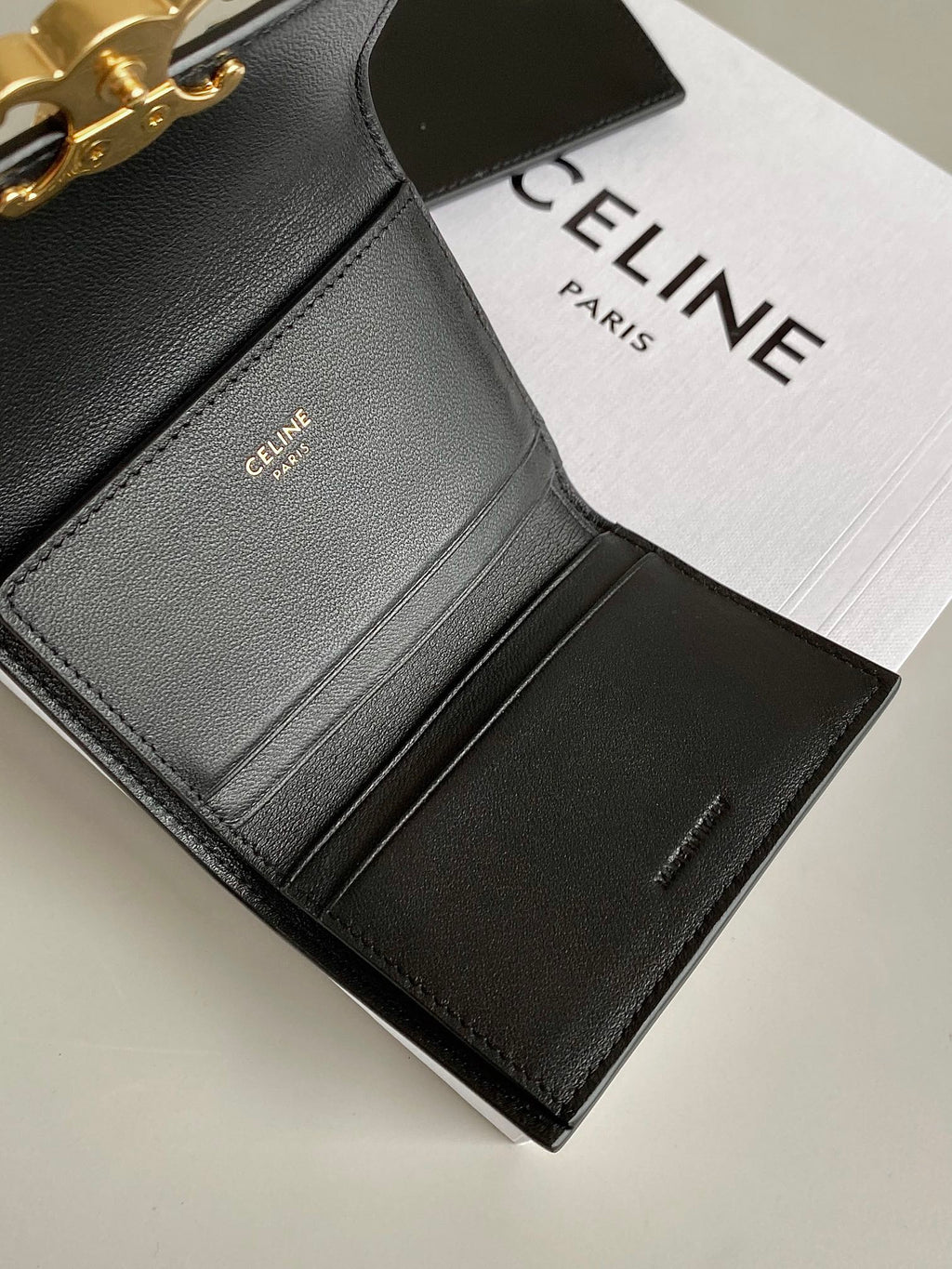 TRIOMPHE 9 WALLET TWO-IN-ONE BLACK CALFSKIN