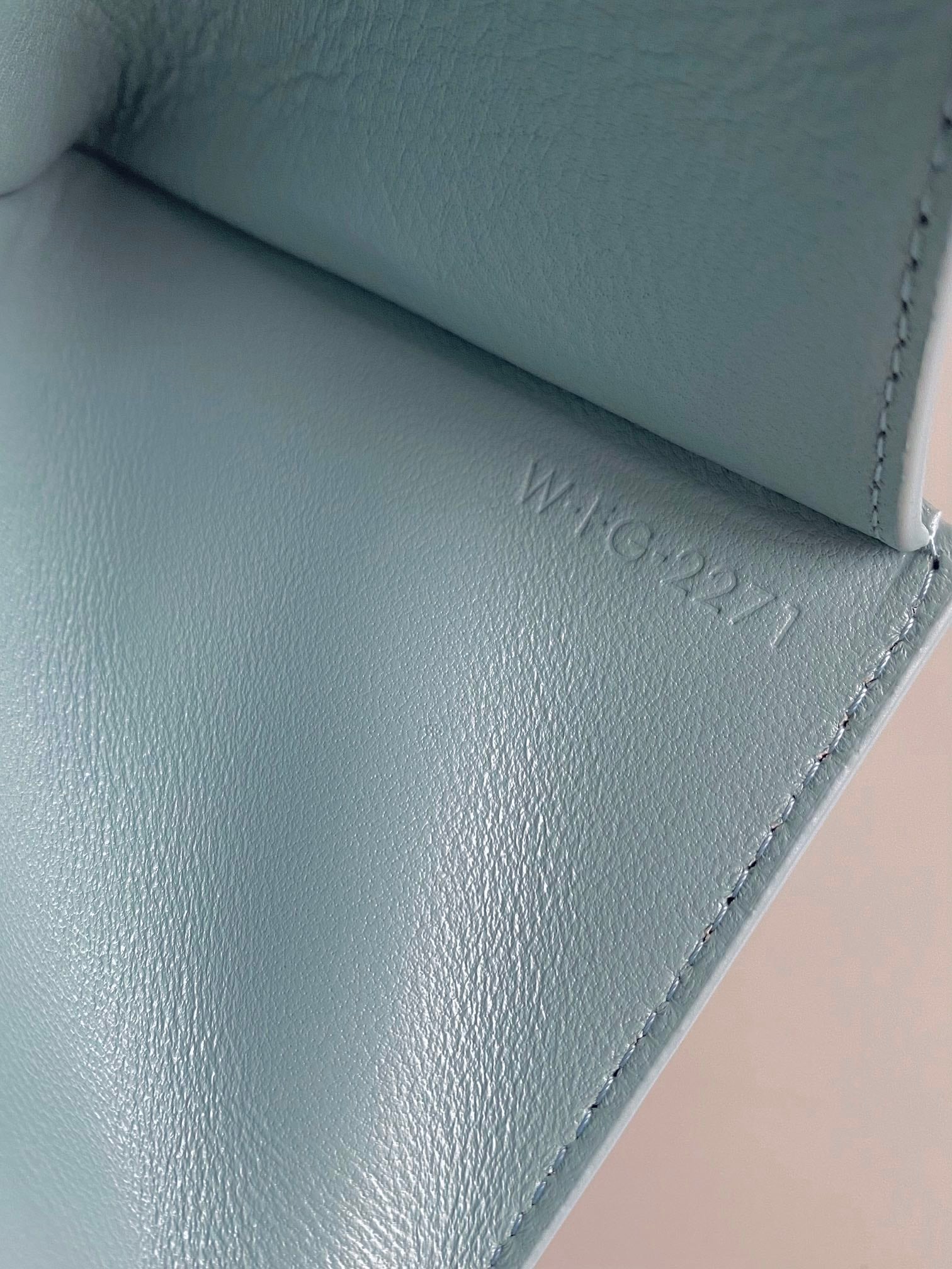 TRIOMPHE 9 WALLET TWO-IN-ONE GLACIER BLUE CALFSKIN