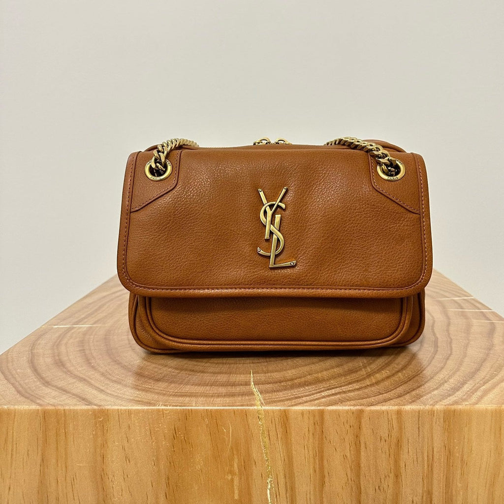 SHORT BOOTS IN WHITE LAMB FUR AND LAMBSKIN 962188