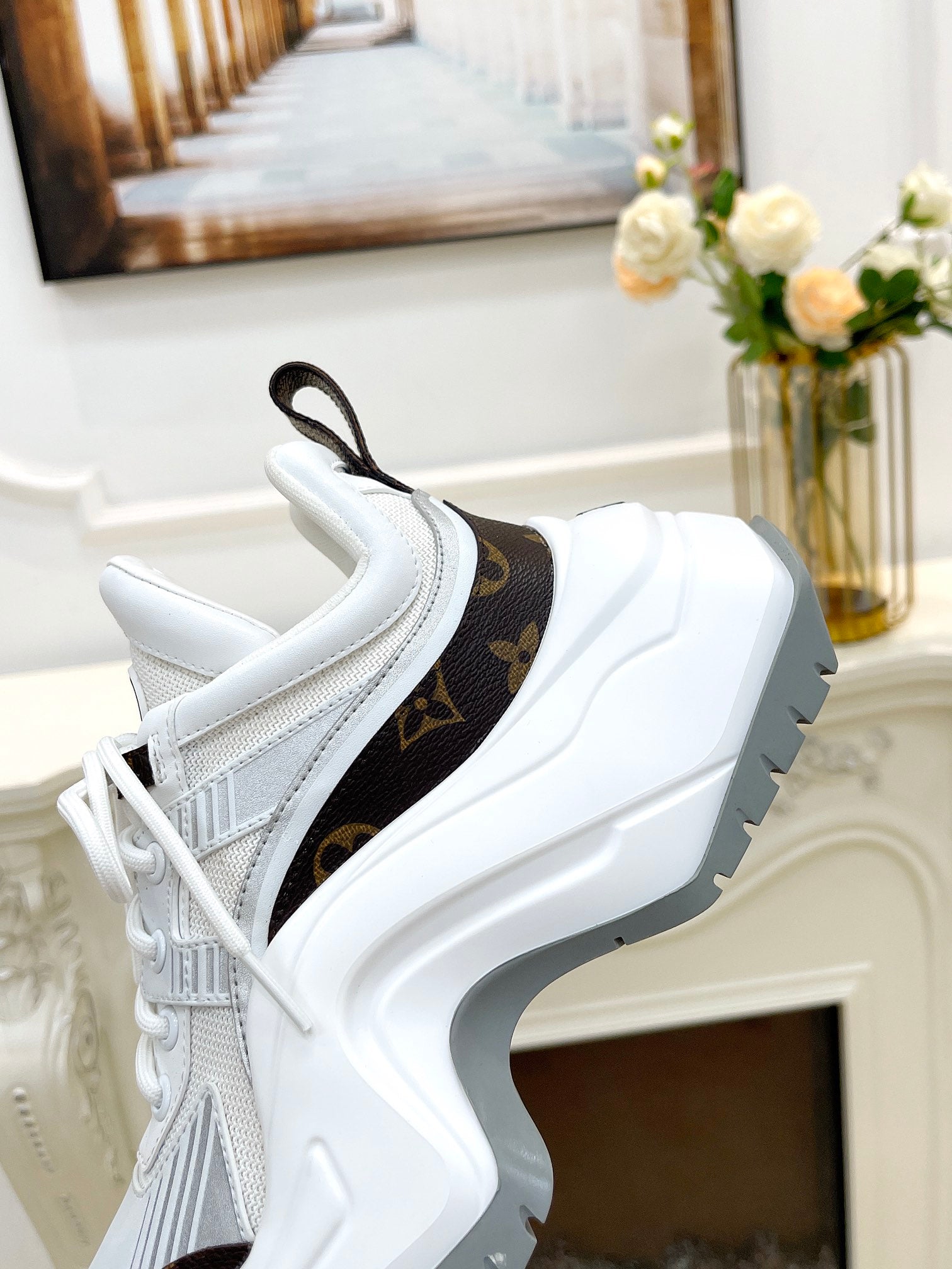 LV ARCHLIGHT 2.0 PLATFORM SNEAKER IN WHITE MIX BROWN MIX OF MATERIALS