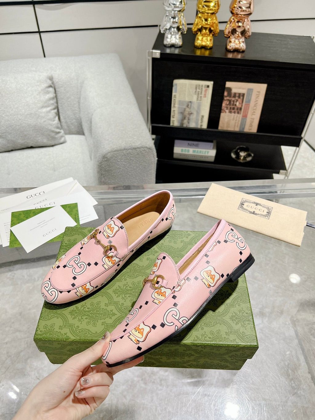 HORSEBIT LOAFER WITH CUTE CAT PRINT IN LIGHT PINK CALFSKIN