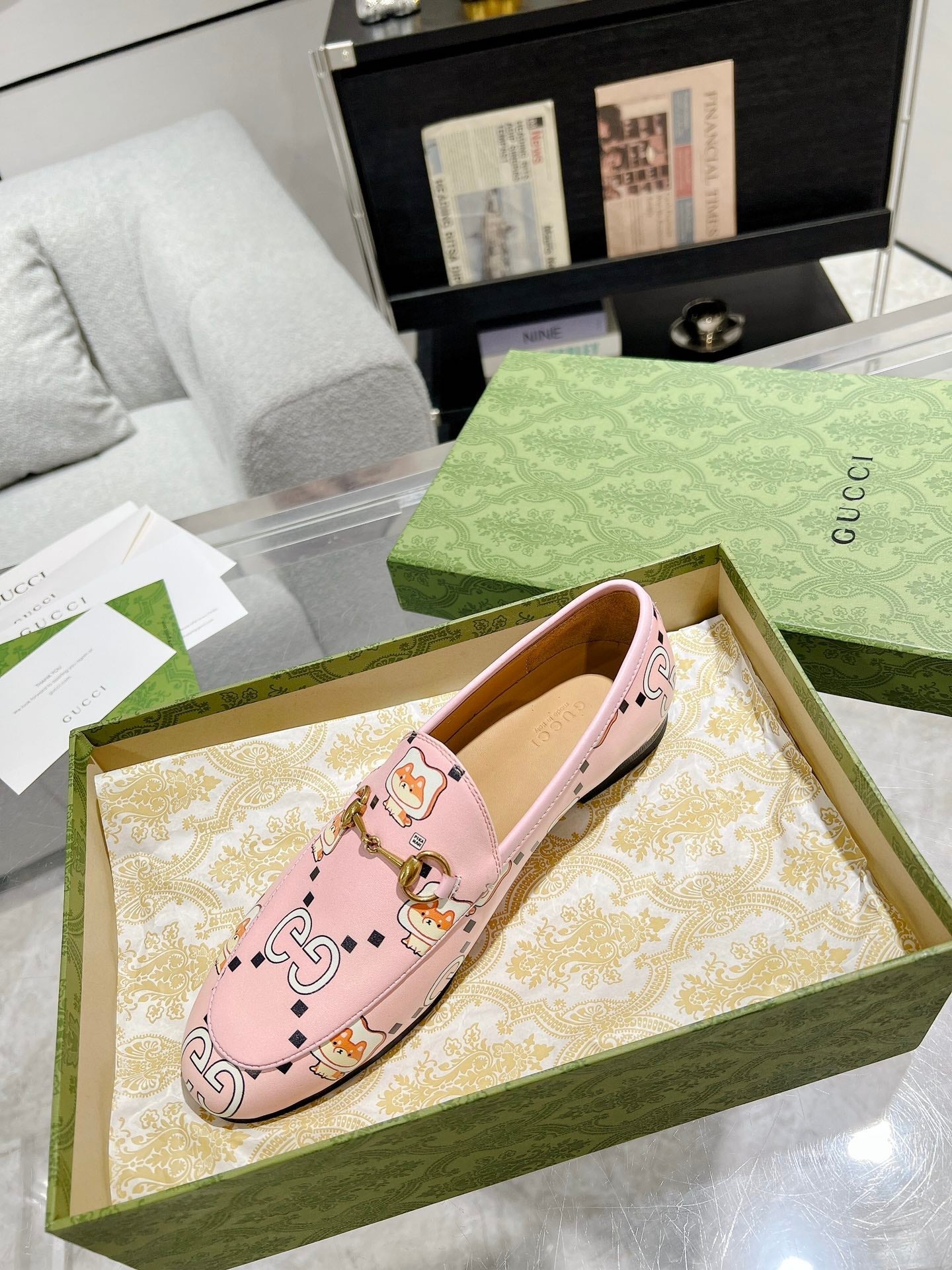 HORSEBIT LOAFER WITH CUTE CAT PRINT IN LIGHT PINK CALFSKIN