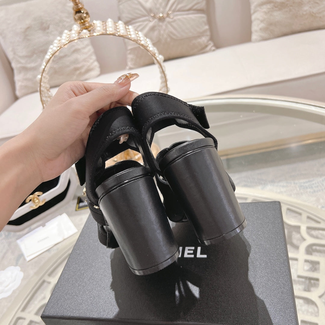 Double C  Xiaoxiang Chain Fabric Head Chunky Heel Sandals Black Lambskin