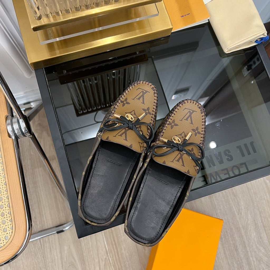 LV GLORIA FLAT LOAFER CLASSIC MONOGRAM PALE BROWN