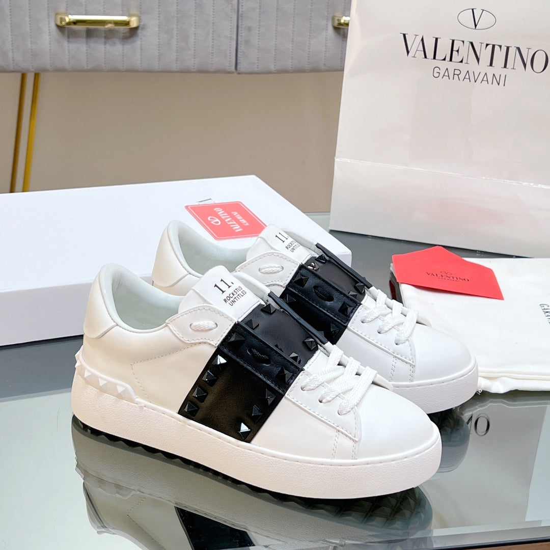 VALENTINO 25S GARAVANI ROCKSTUD UNTITLED STUDDED SNEAKERS IN WHITE MIX BLACK LAMBSKIN