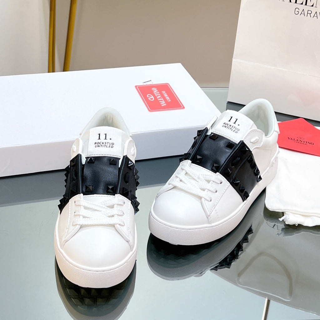 VALENTINO 25S GARAVANI ROCKSTUD UNTITLED STUDDED SNEAKERS IN WHITE MIX BLACK LAMBSKIN