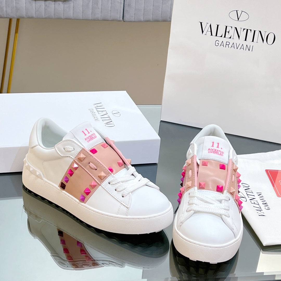 VALENTINO 25S GARAVANI ROCKSTUD UNTITLED STUDDED SNEAKERS IN WHITE MIX PINK LAMBSKIN STYLE 1