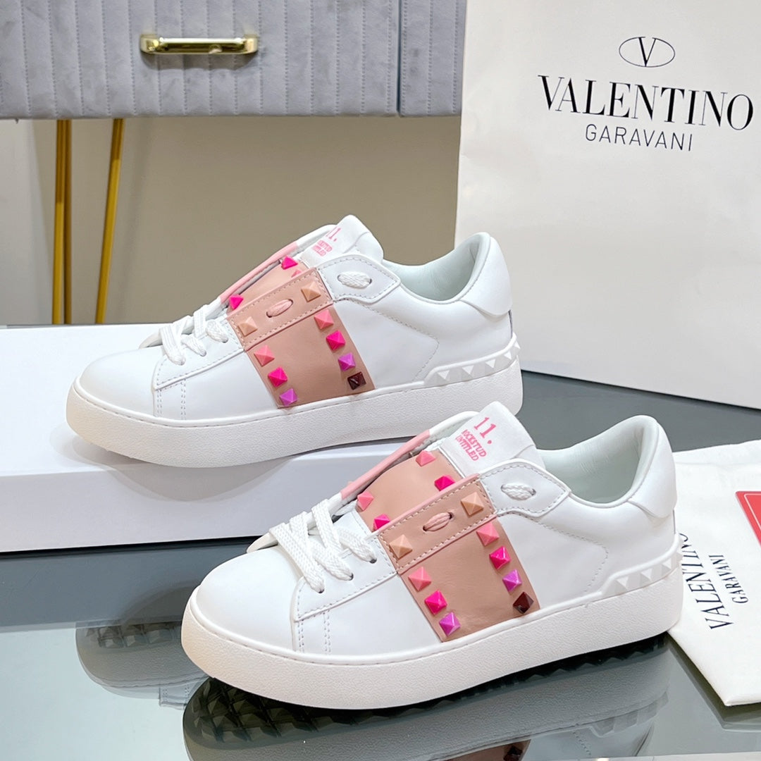 VALENTINO 25S GARAVANI ROCKSTUD UNTITLED STUDDED SNEAKERS IN WHITE MIX PINK LAMBSKIN STYLE 1