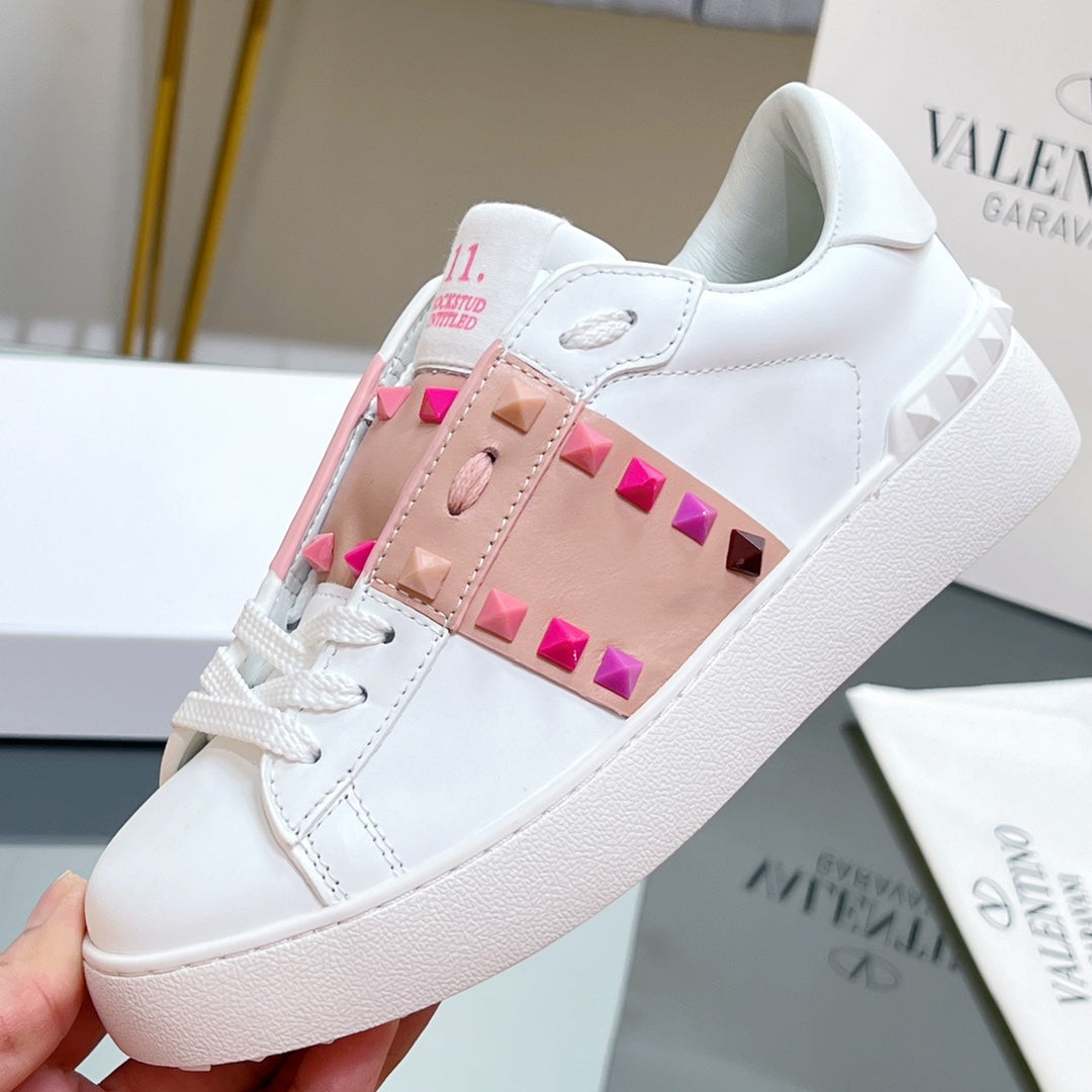 VALENTINO 25S GARAVANI ROCKSTUD UNTITLED STUDDED SNEAKERS IN WHITE MIX PINK LAMBSKIN STYLE 1