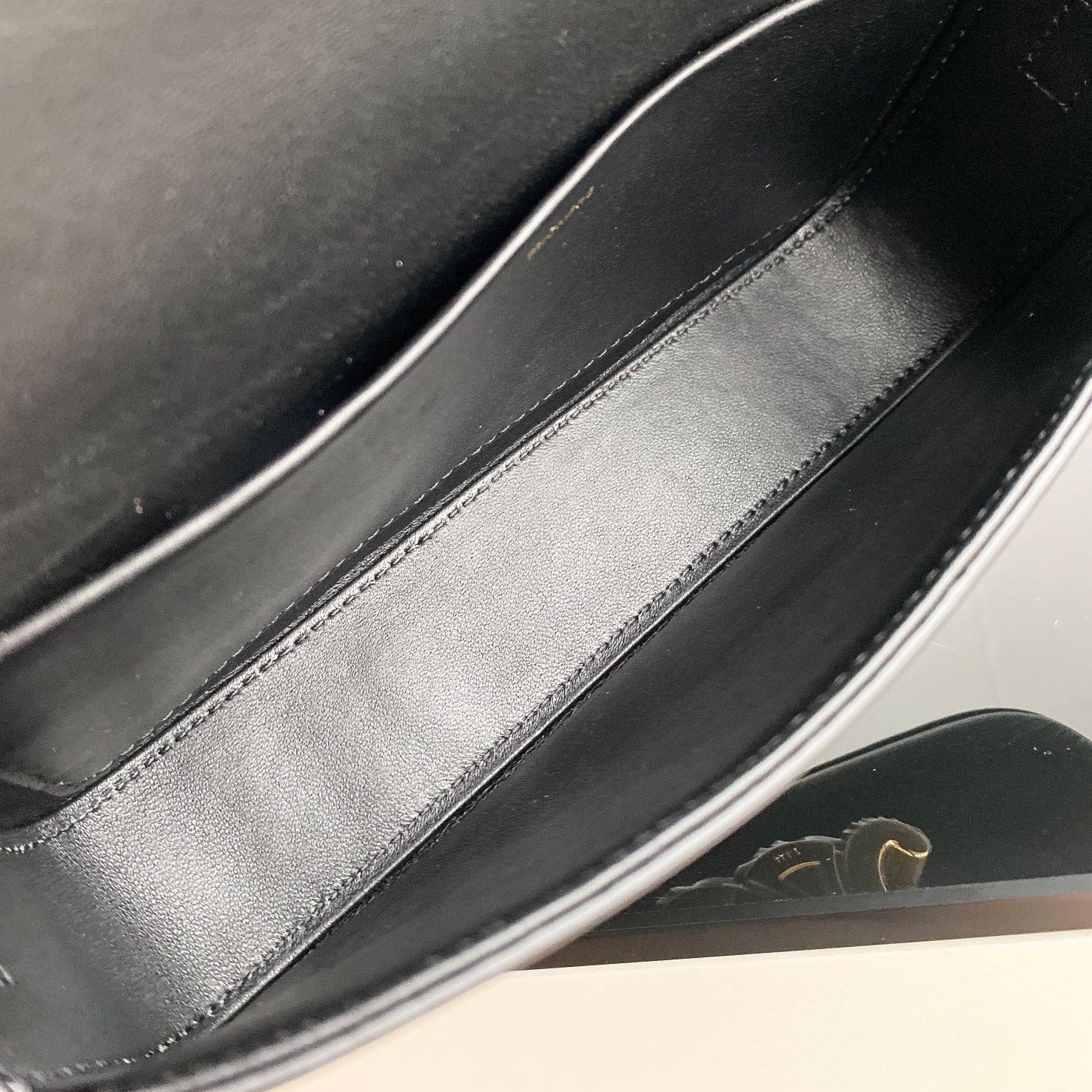 TRIOMPHE 20 BLACK CALFSKIN