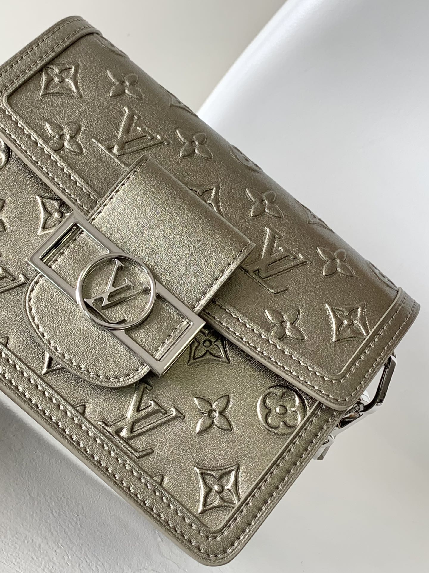 LV 25S MINI DAUPHINE BAG 20 IN BEIGE GRAY MOONOGRAM CALFSKIN SHIMMERING METALLIC GOLD