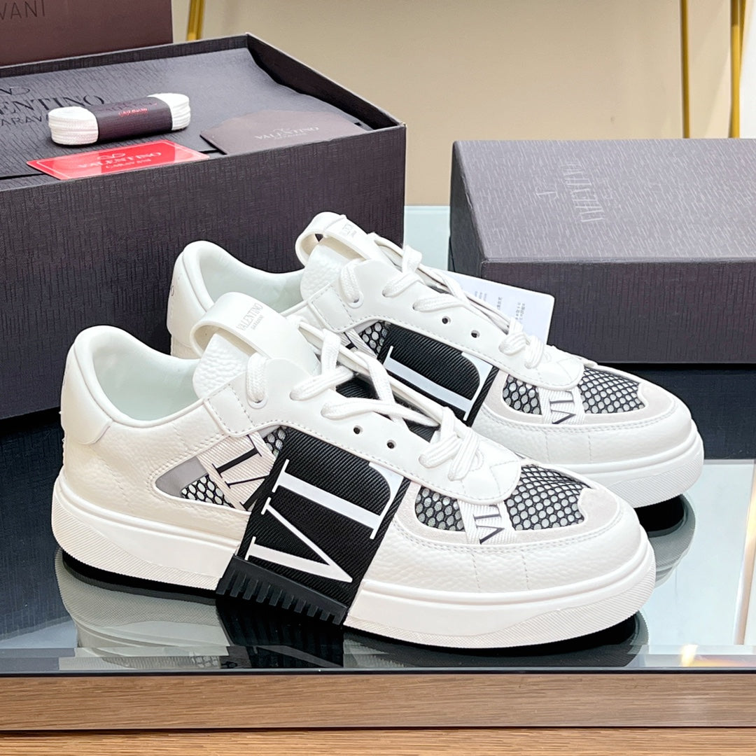 VALENTINO 25S GARAVANI VL7N SNEAKERS IN WHITE MIX BLACK LAMBSKIN