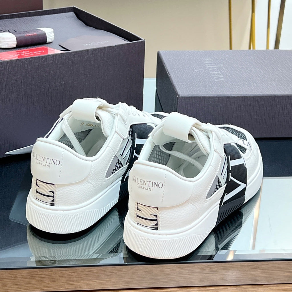 VALENTINO 25S GARAVANI VL7N SNEAKERS IN WHITE MIX BLACK LAMBSKIN