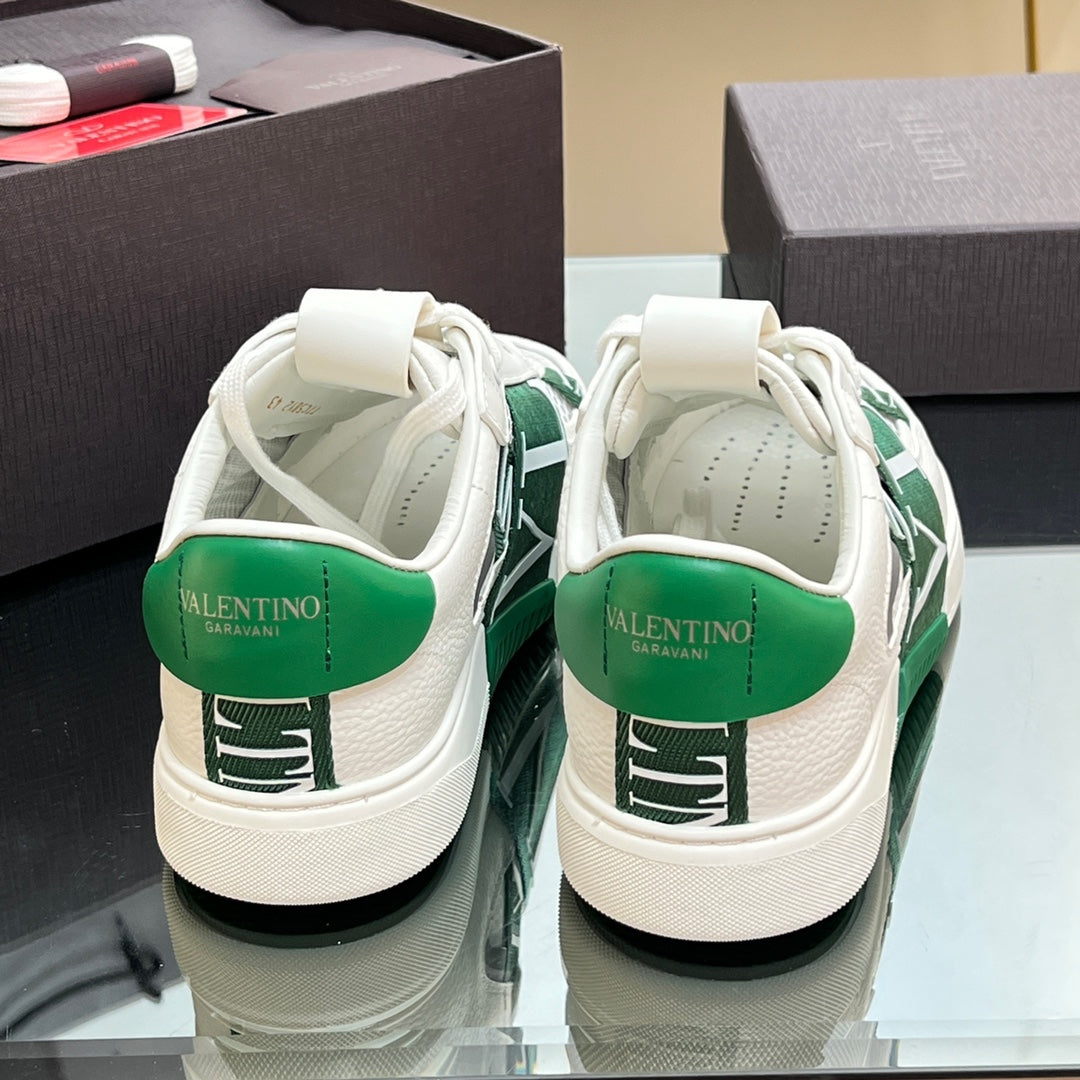 VALENTINO 25S GARAVANI VL7N SNEAKERS IN WHITE MIX GREEN LAMBSKIN