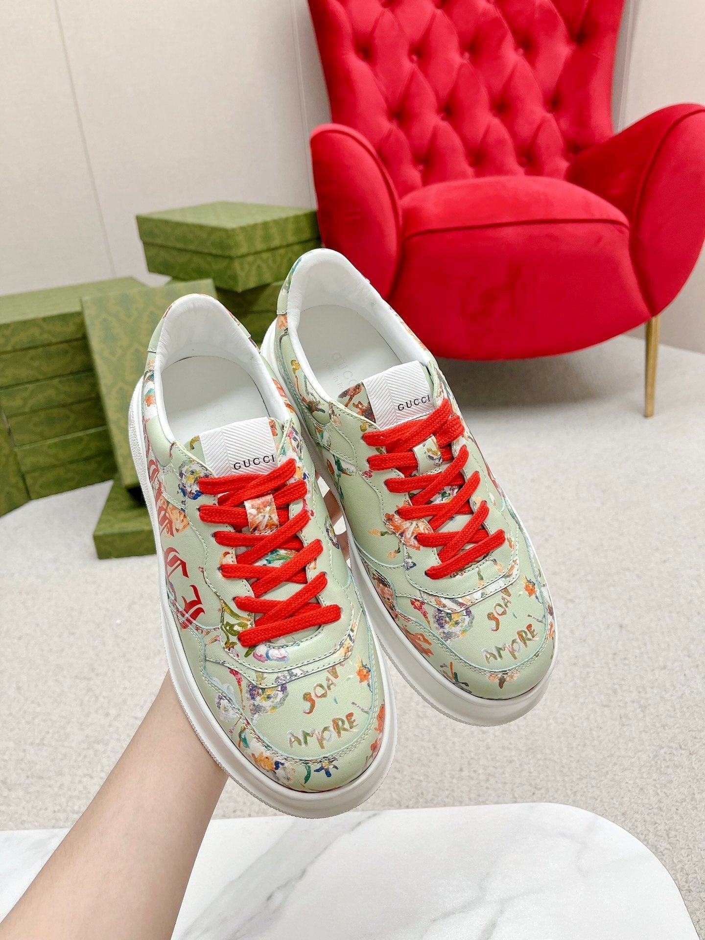 GG TRAINER SAGE CALFSKIN WITH FLOWERS PATTERN