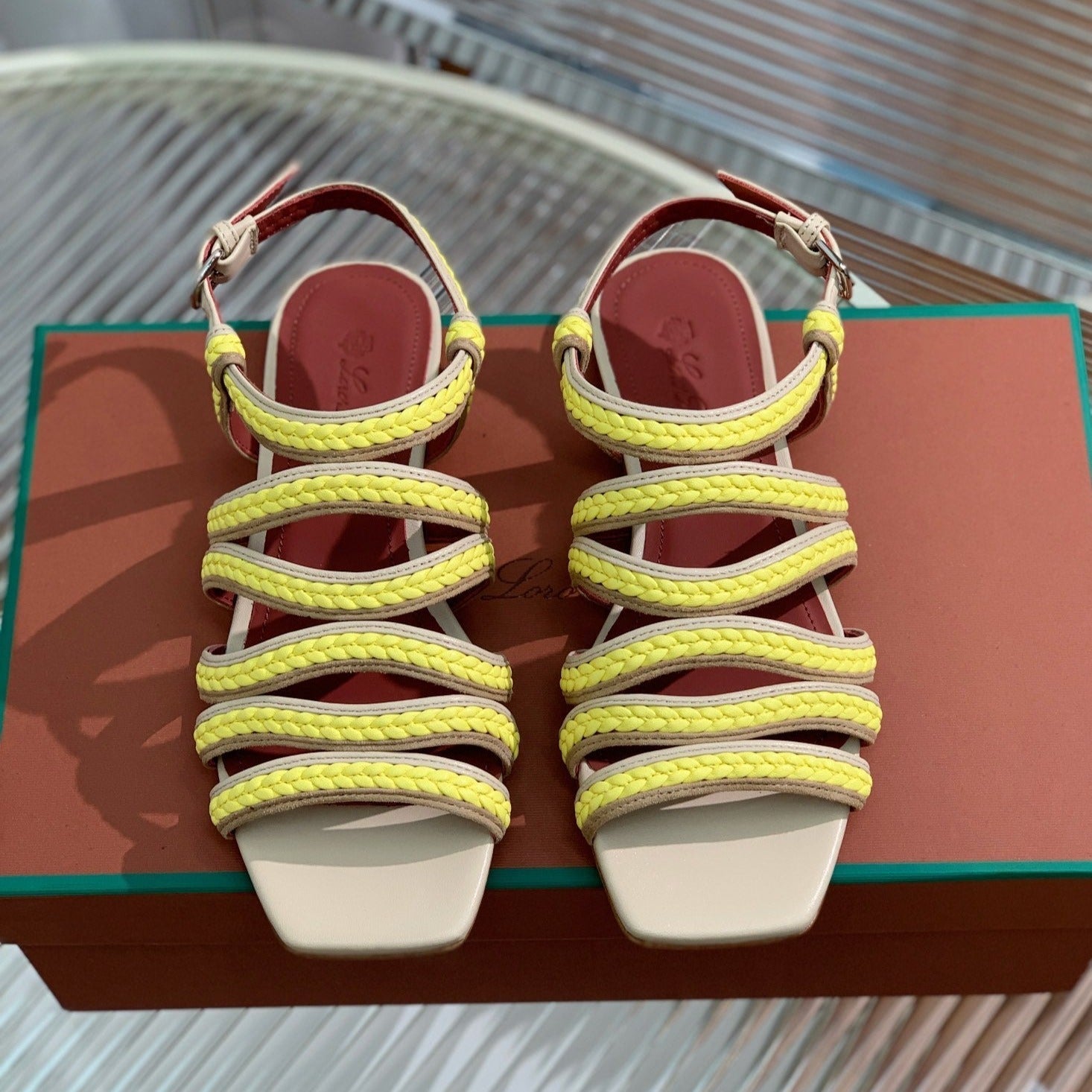 LP SPRIGHTLY CHARMS SANDAL LEMON CALFSKIN