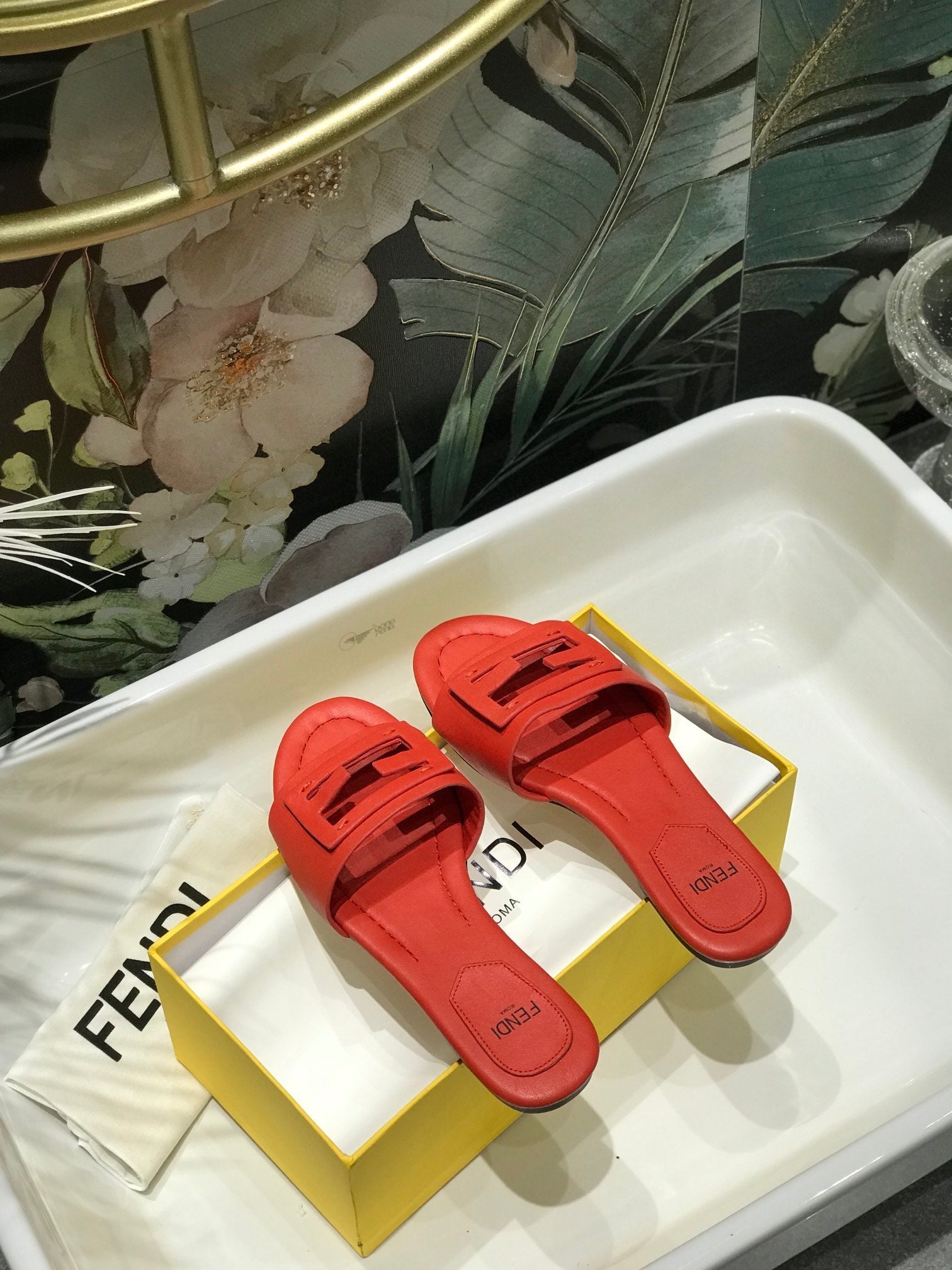 FENDI BAGUETTE SLIDES IN CHERRY RED LAMBSKIN