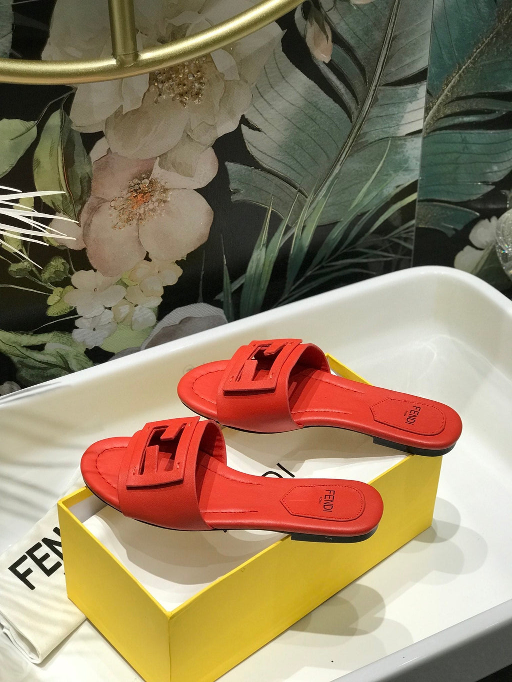 FENDI BAGUETTE SLIDES IN CHERRY RED LAMBSKIN