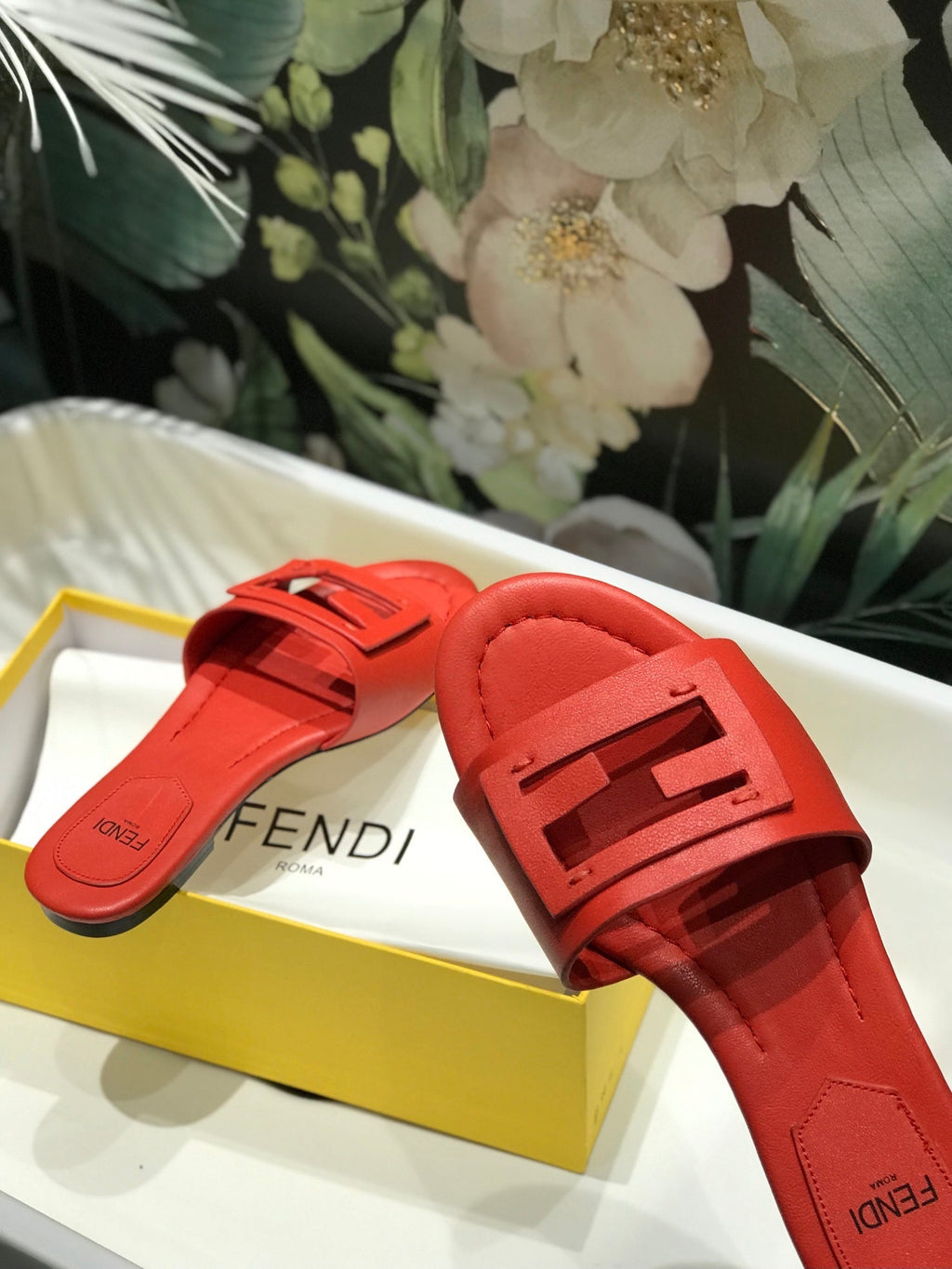 FENDI BAGUETTE SLIDES IN CHERRY RED LAMBSKIN