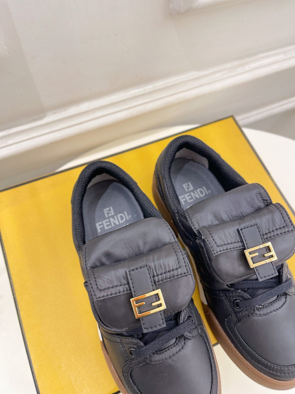FENDI TRAINER SNEAKER IN BLACK LAMBSKIN