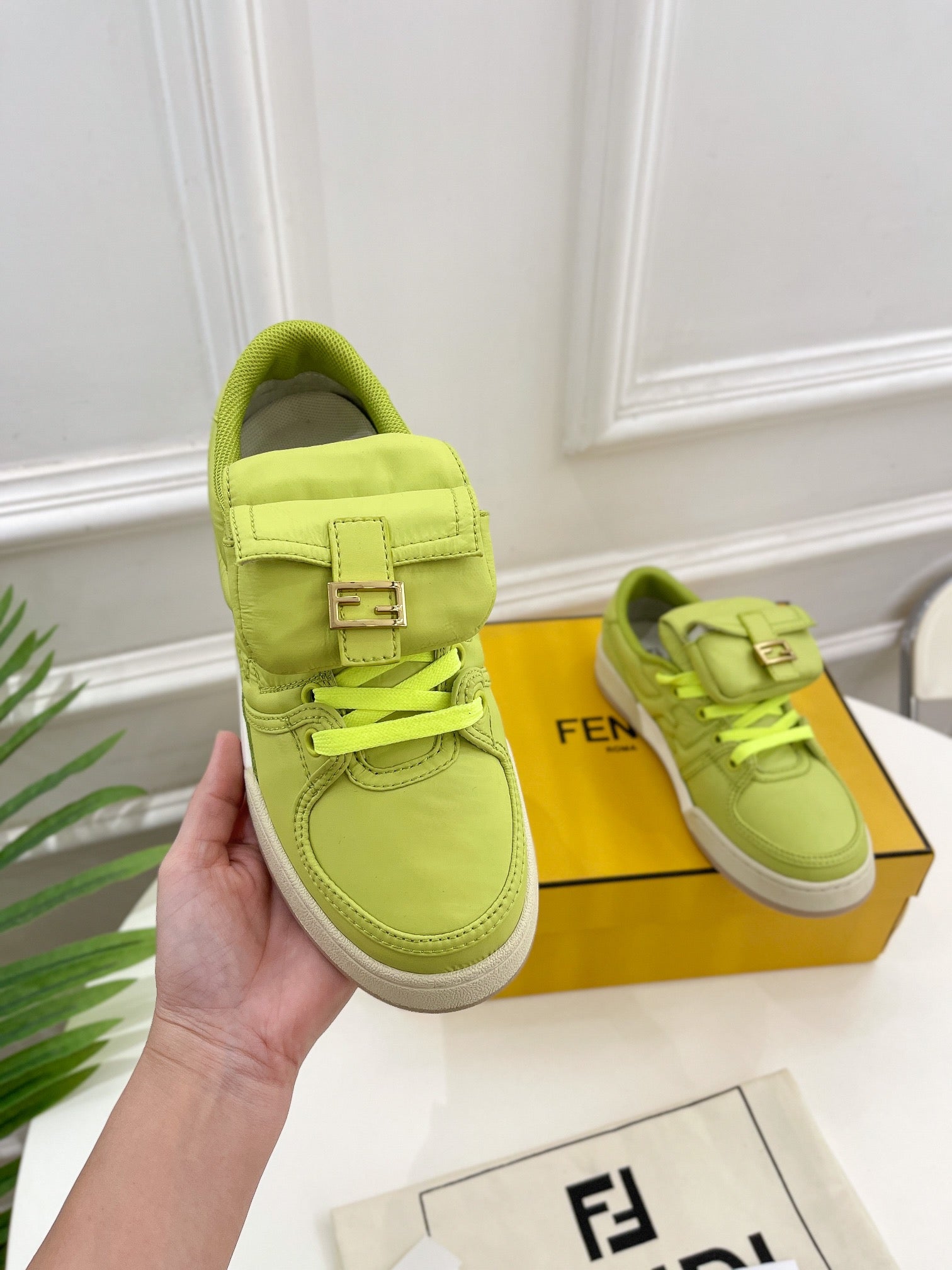 FENDI TRAINER SNEAKER IN YELLOWISH GREEN LAMBSKIN