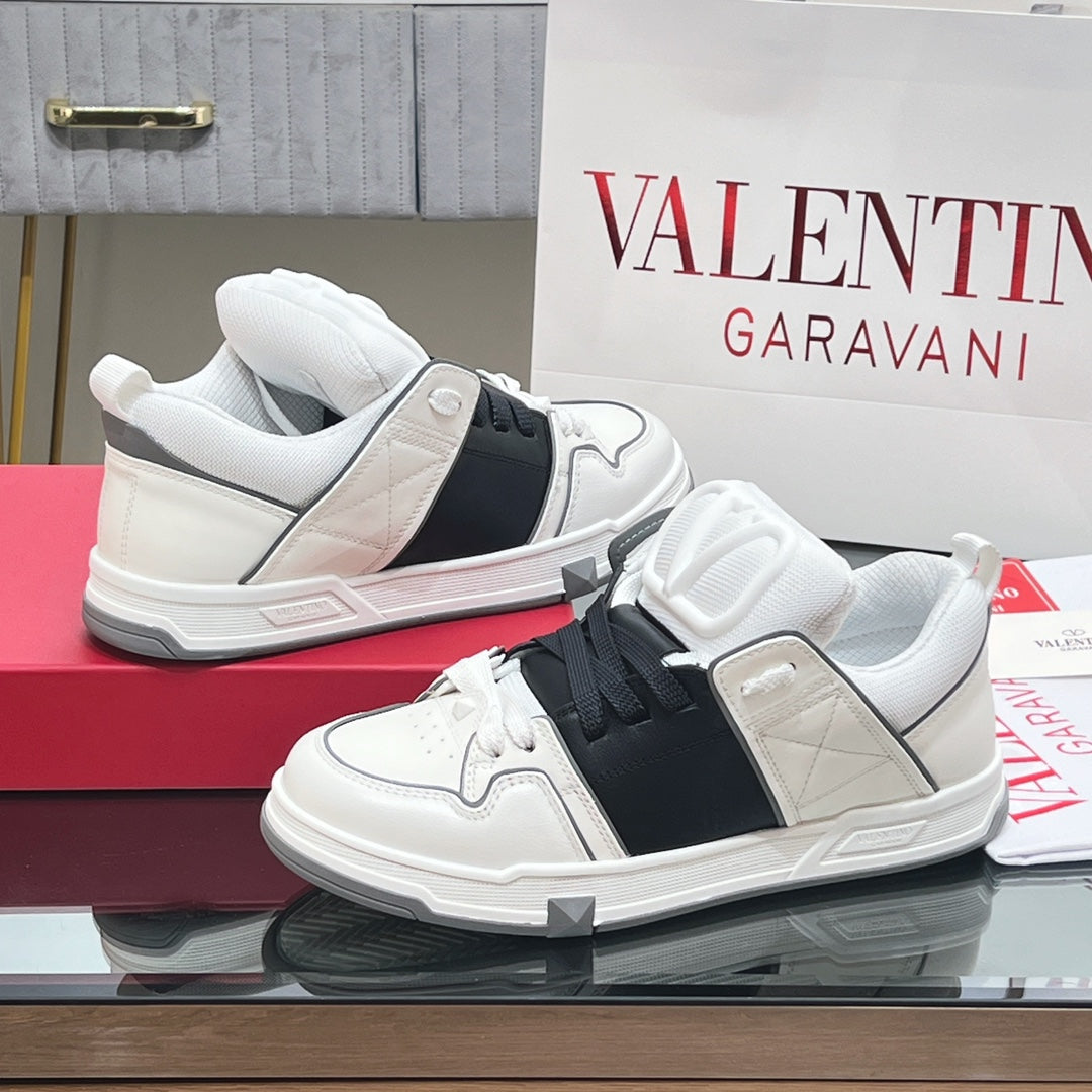 VALENTINO 25S GARAVANI OPEN SKATE SNEAKERS IN WHITE MIX BLACK LAMBSKIN STYLE 9
