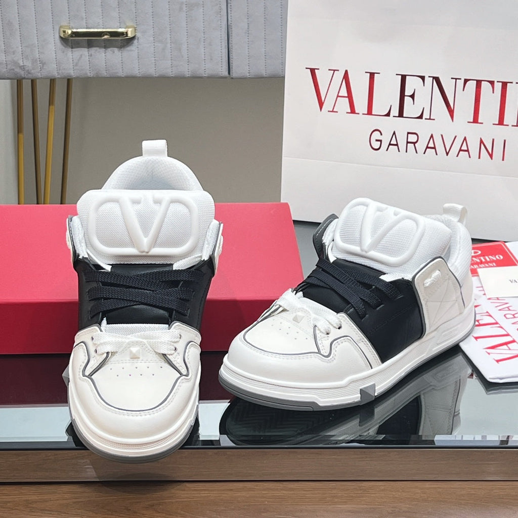 VALENTINO 25S GARAVANI OPEN SKATE SNEAKERS IN WHITE MIX BLACK LAMBSKIN STYLE 9