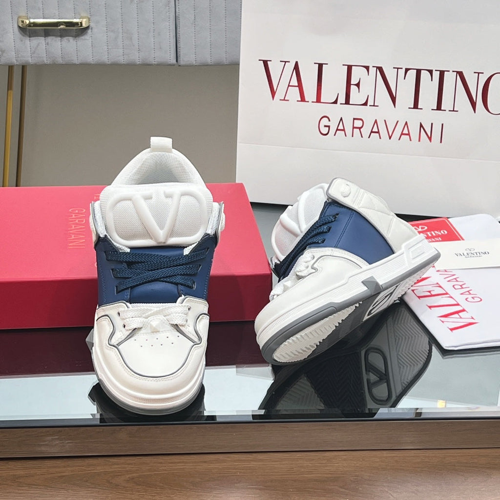 VALENTINO 25S GARAVANI OPEN SKATE SNEAKERS IN WHITE MIX DARK BLUE LAMBSKIN STYLE 17