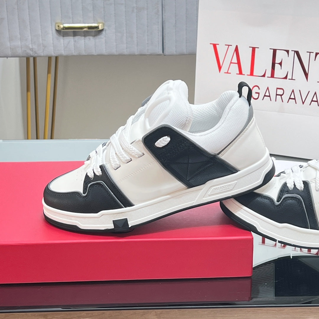 VALENTINO 25S GARAVANI OPEN SKATE SNEAKERS IN WHITE MIX BLACK LAMBSKIN STYLE 8