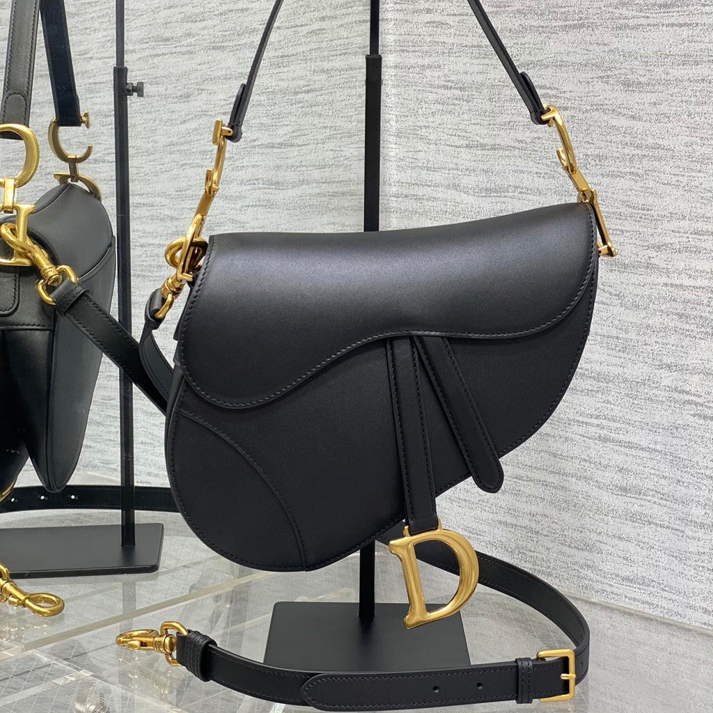 SADDLE BAG 24 IN BLACK CALFSKIN GOLD HARDWARE