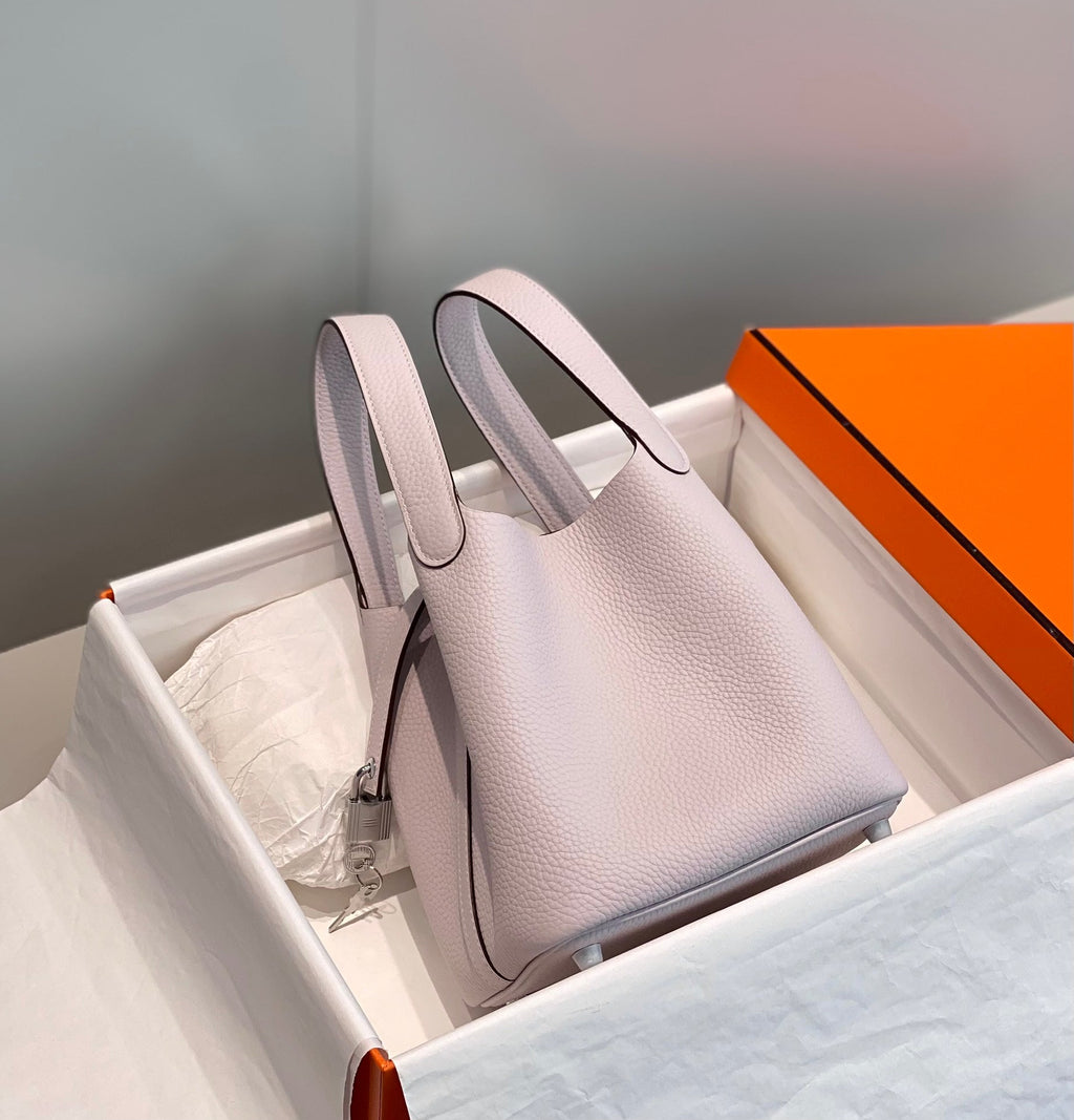 picotin lock 18 soft pink togo shw