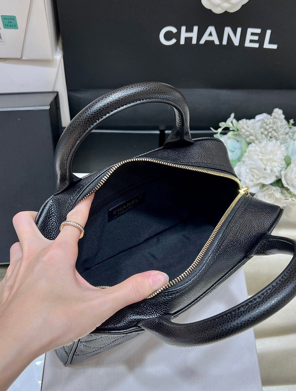 25S CHANEL QUILTED CAVIAR BOWLING BAG 27 IN BLACK CALFSKIN