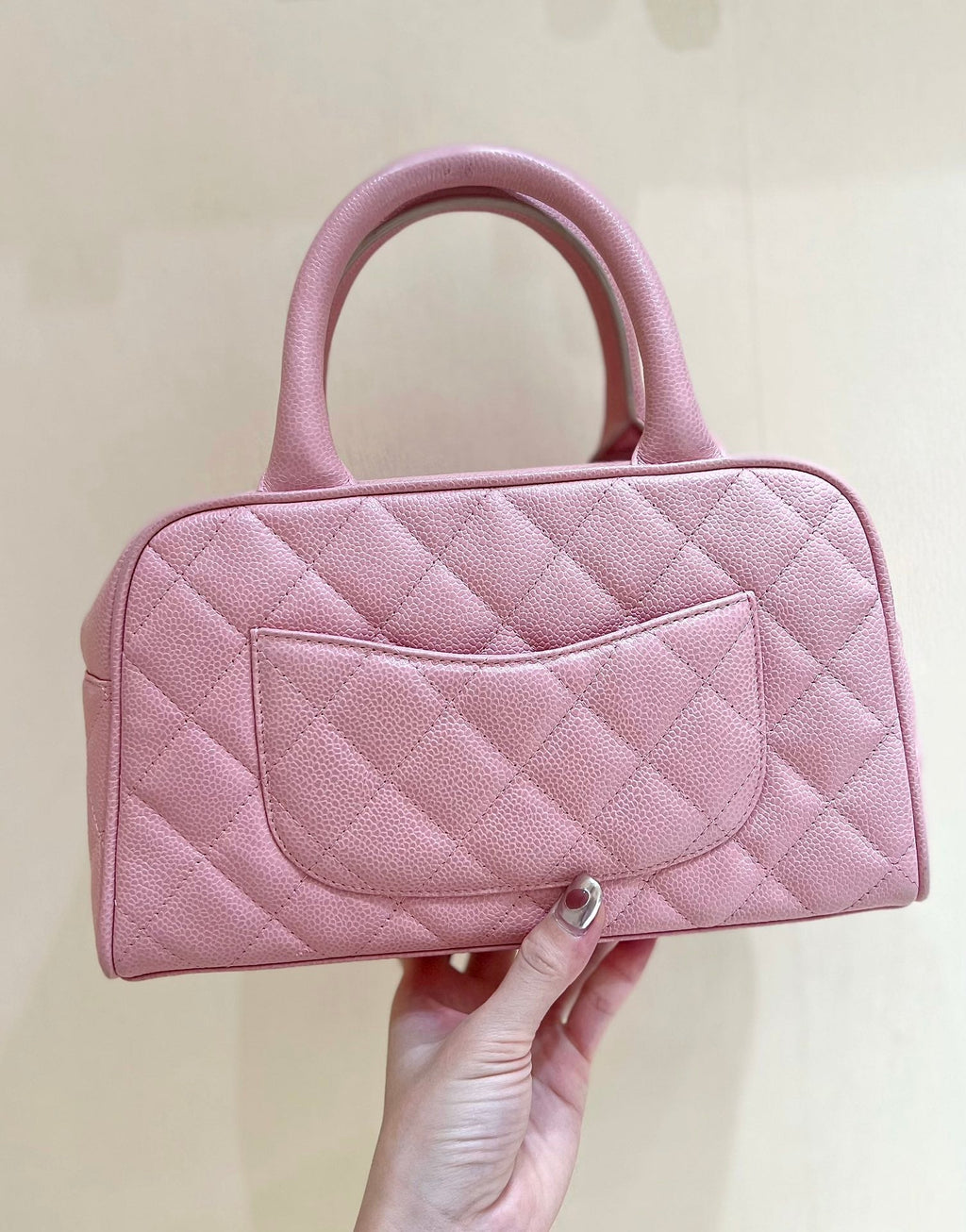 25S CHANEL QUILTED CAVIAR BOWLING BAG 27 IN PINK CALFSKIN