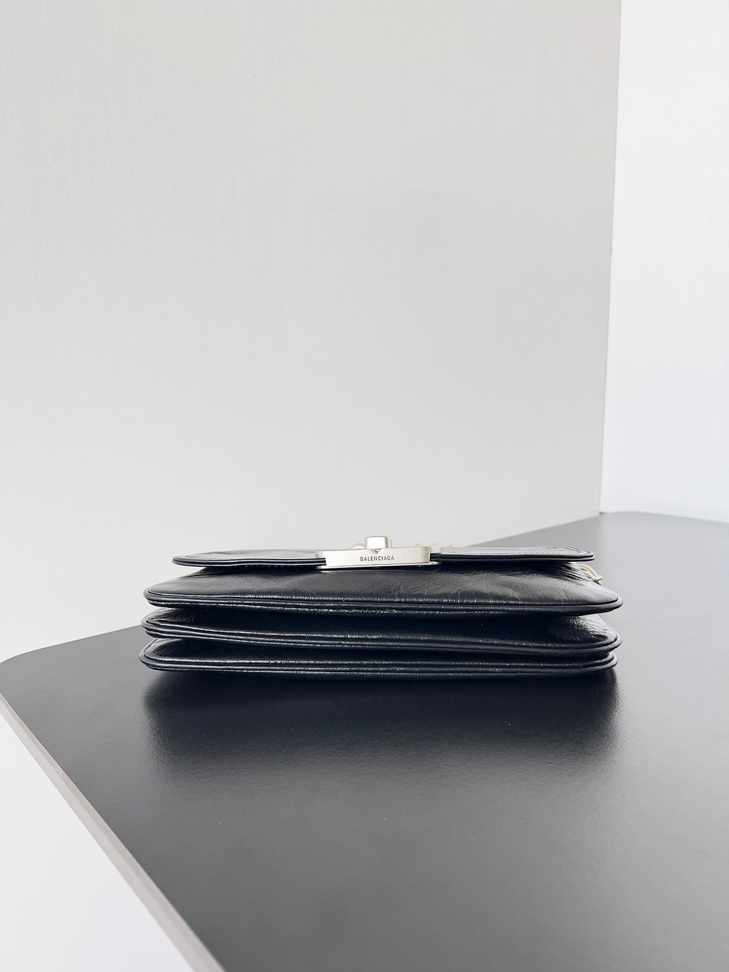 BB SOFT FLAP BAG 25 IN BLACK PEACH CALFSKIN SILVER HARDWARE