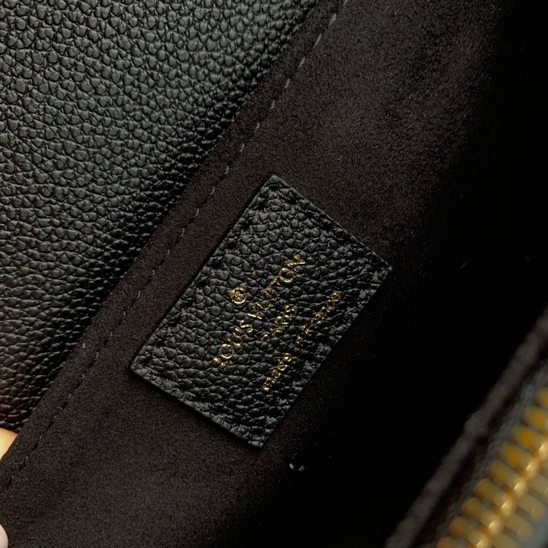 POCHETTE MÉTIS EAST WEST 21 IN GUN METAL EMBOSSED CALFSKIN GOLD HARDWARE