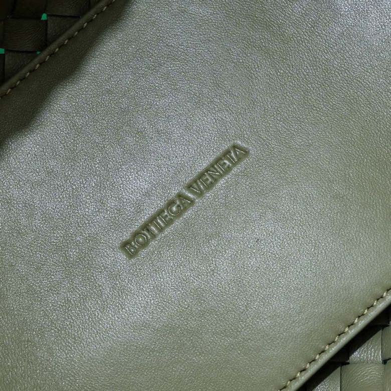 Mini Cabat 20cm Light Green Lambskin Ghw