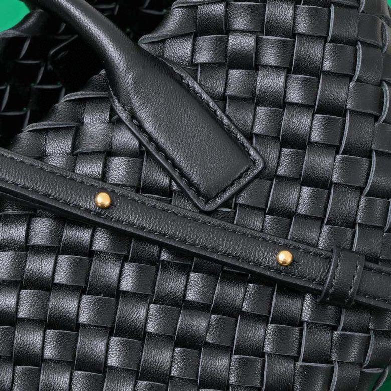 Mini Cabat 20cm Black Lambskin Ghw